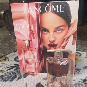 Lancome Idôle Eau de Parfum with Pink Hues